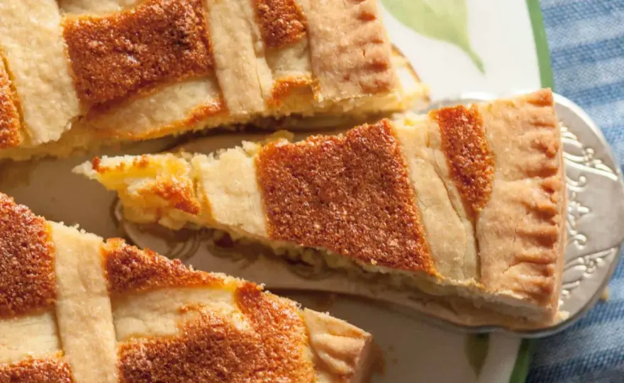 Pastiera Napoletana backen - der Klassiker mit Ricotta und Weizen