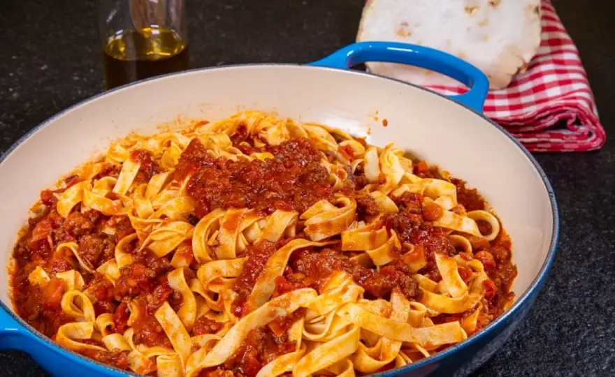 Spaghetti Bolognese Rezept original - so schmeckt Ragù alla Bolognese