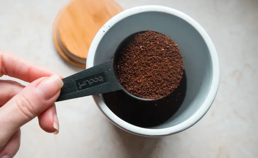 Wie viel Kaffeepulver auf 1 Liter Wasser?