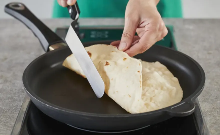 Piadina selber machen - weiche Fladen aus der Pfanne